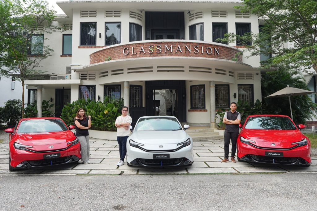 Honda Malaysia celebrates first three new prelude owners