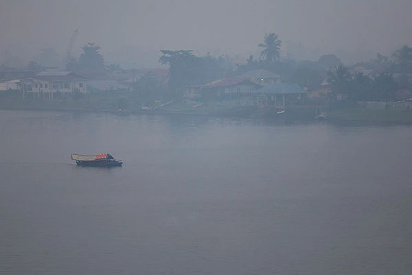 Severe haze: Four areas in Sarawak hit hazardous API levels, Serian highest at 445