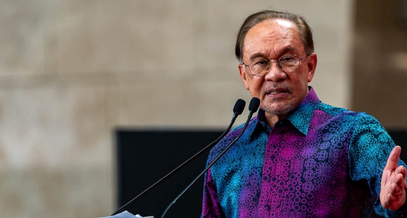 PM Vows For Full Disclosure Of TH RCI Report Including Names