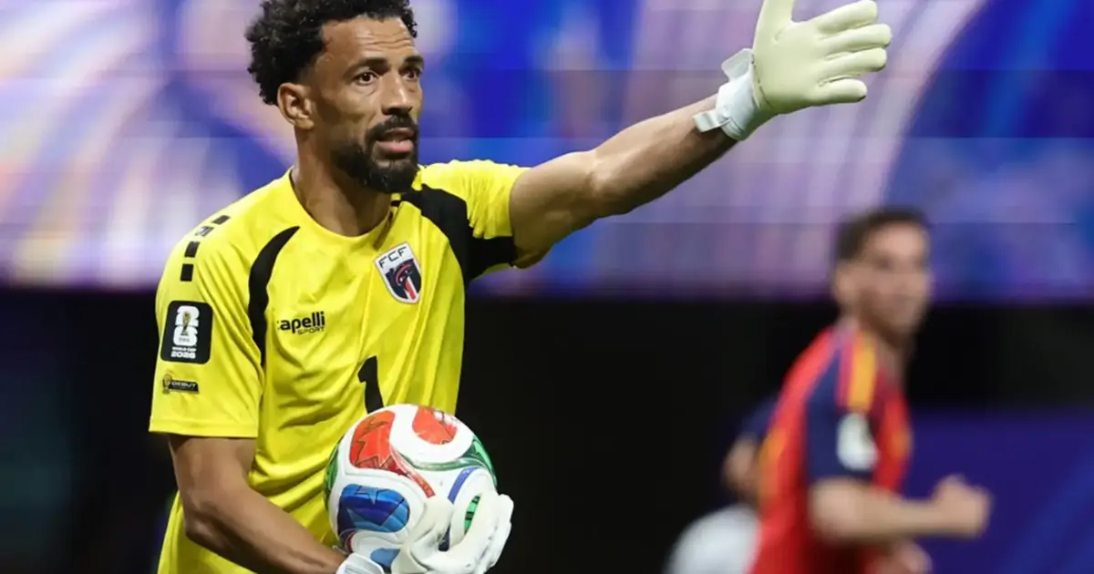 After stellar World Cup, Cape Verde goalkeeper heading to Chile