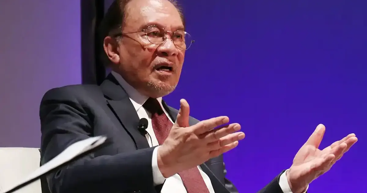 アンワル氏、軍と警察に改善呼びかけ