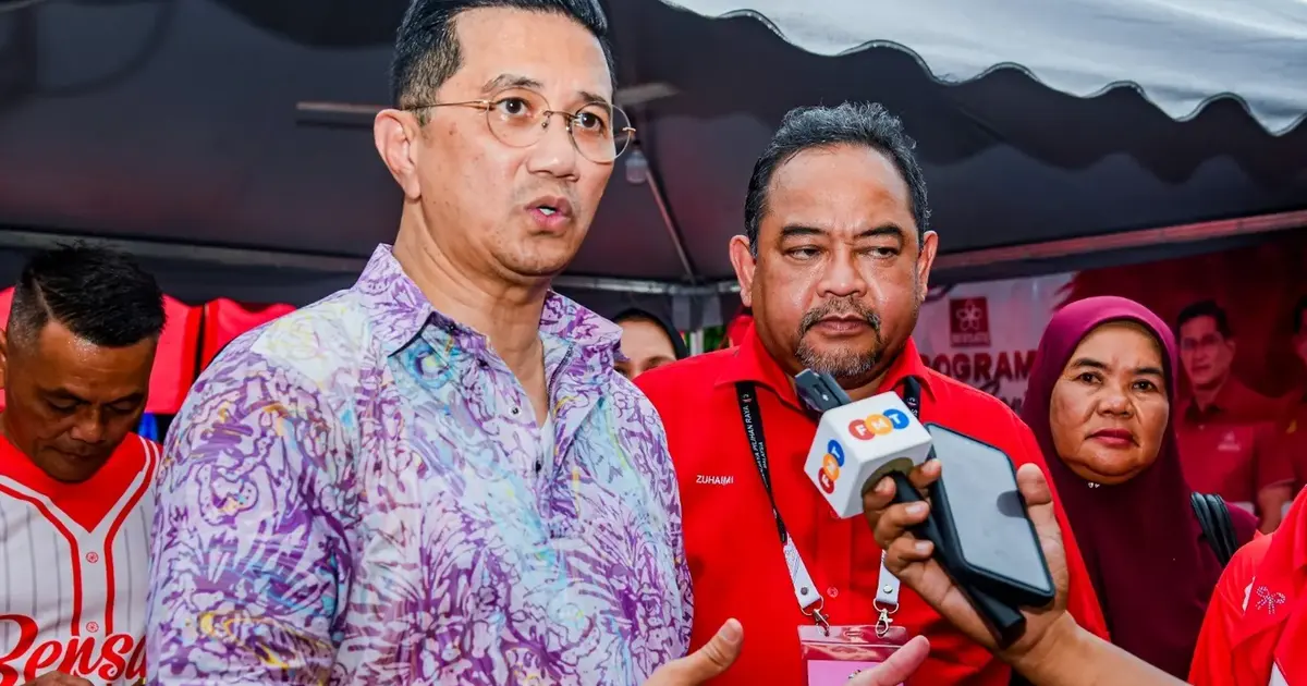 Divorced in the morning, sleeping together at night – Azmin’s swipe at PN’s state