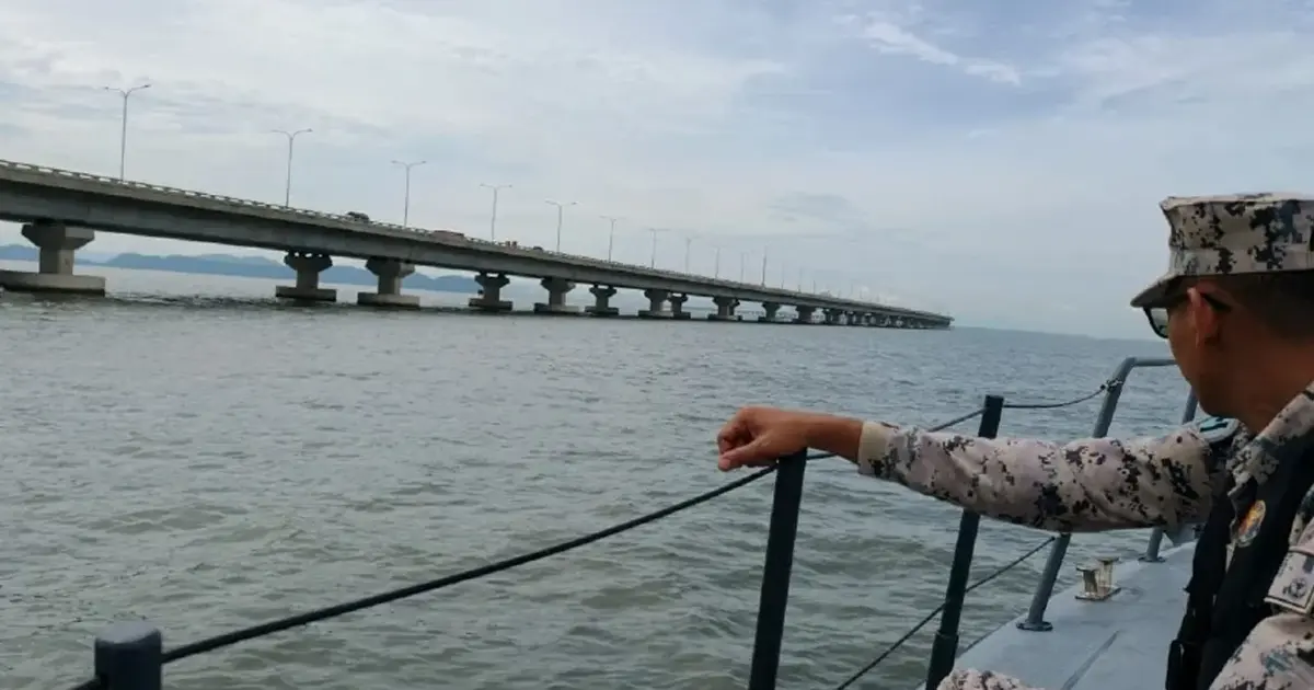Anglers cleared out of popular fishing spots at Penang bridges