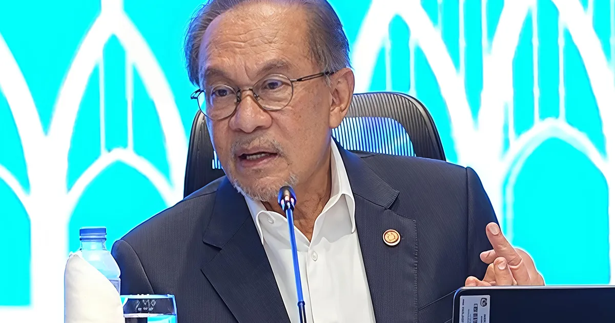 Malaysia’s one-China stand since Razak era, says Anwar