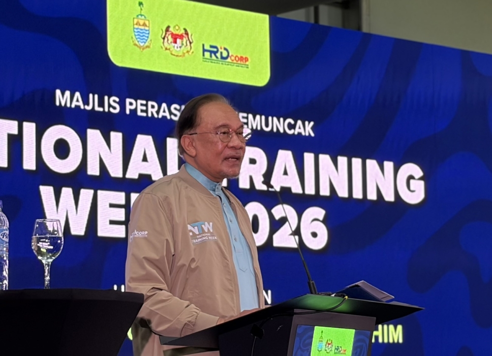 Anwar urges Malaysians to consider RM50b fuel subsidy bill before listening to government critics