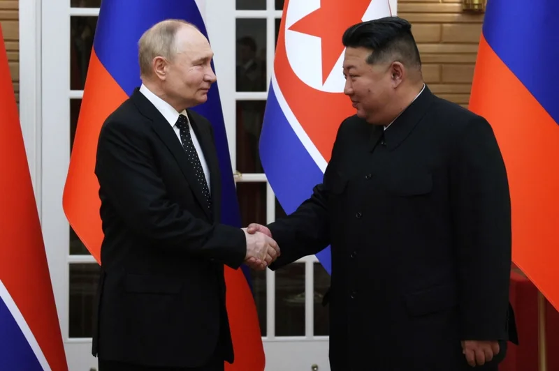 ロシア北朝鮮増援とミサイル発射注目」