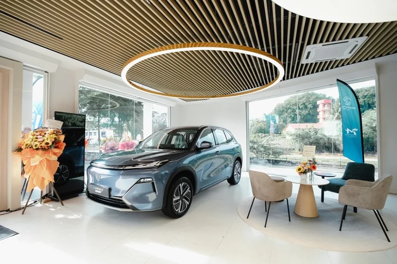 里程焦虑？Proton e.MAS 7 PHEV提供1100公里自由行驶，混合动力舒适，售价低于11万令吉