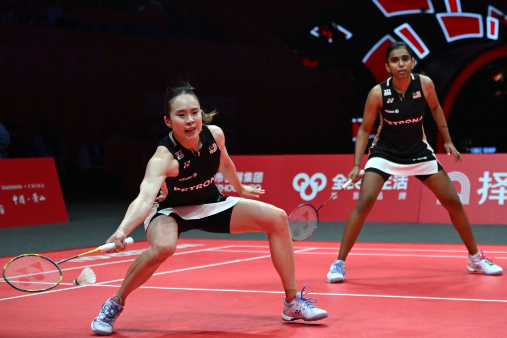Pearly-Thinaah march into third round; Jun Hao, Letshanaa crash out