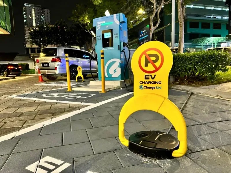 ChargeSini降低电动车充电费用，但部分站点仍收费较高