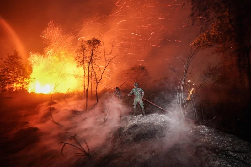 Indonesia haze spikes pollution in Malaysia and Singapore, shuts Timor-Leste schools