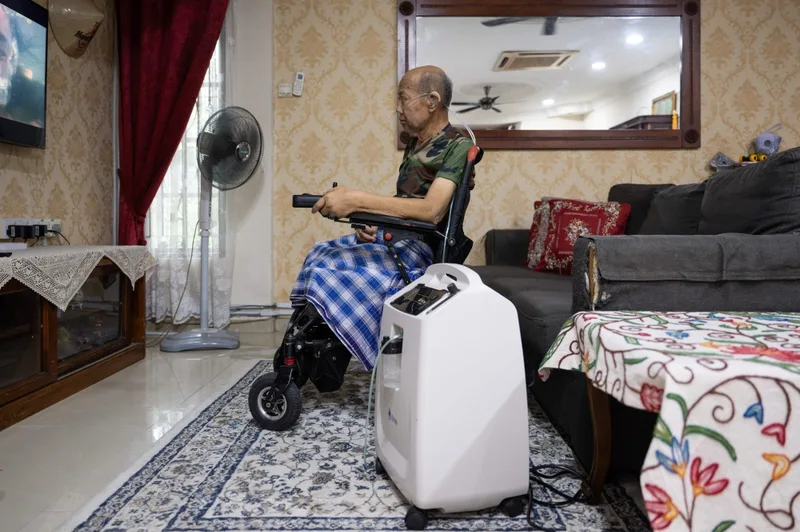 Experts say all high-risk groups vulnerable to haze, including those with medical conditions