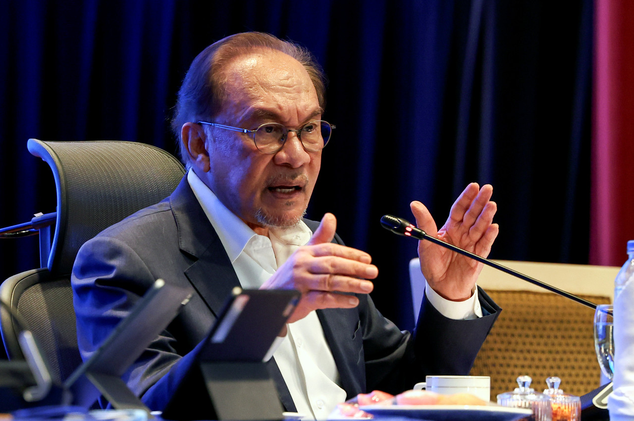 Siasatan terhadap Felda, TH perlu telus, segera: Anwar