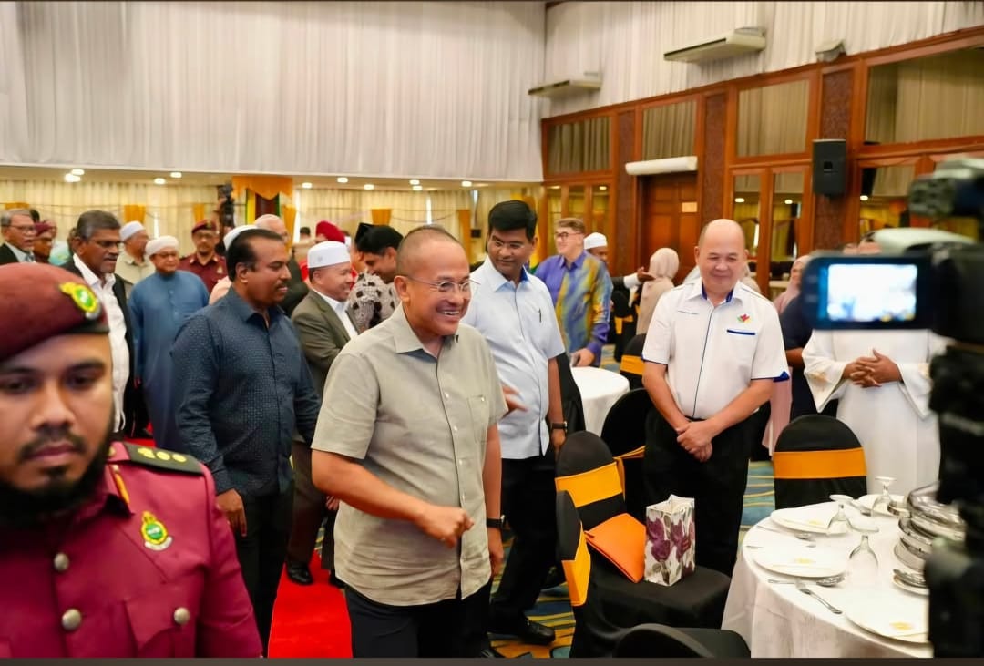 Dr Sam makes urgent appeal for nationhood that embraces all races