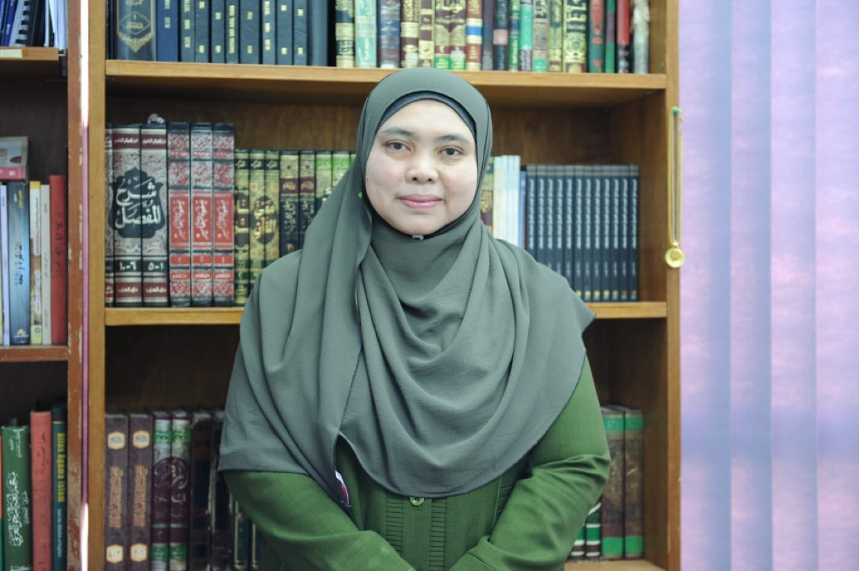 IIUM cuts ties with Dr Solehah following controversial historical claims