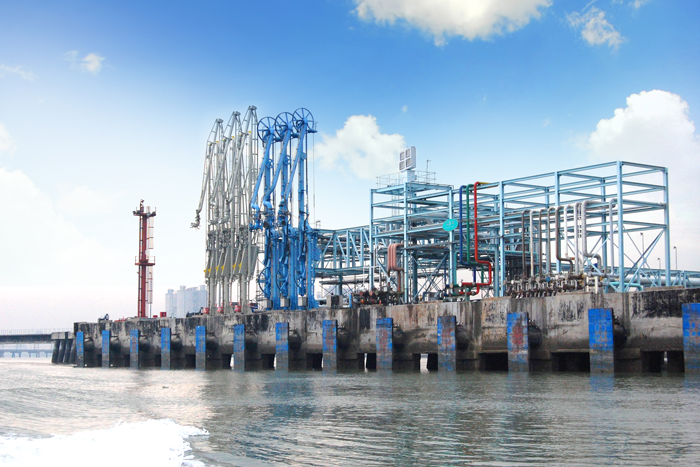 Port businesses badly hit by uncertainty over commingled oil tax – maritime expert