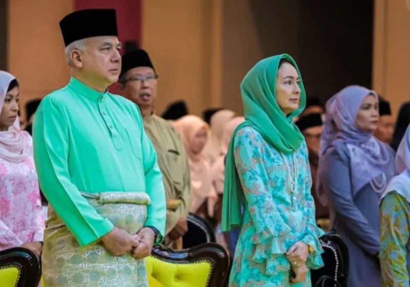 Sultan Nazrin warns Perak palace dignitaries against exploiting royal titles