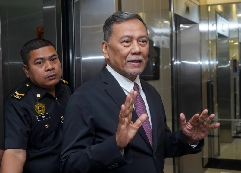 EC to review electoral boundaries if Sabah, Sarawak get more parliamentary seats
