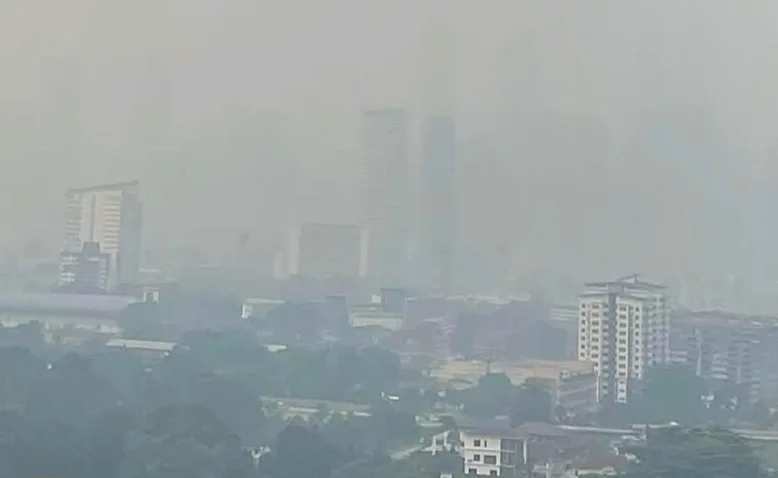 Unhealthy air spreads across 15 locations