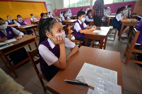 3州の学校、通常通り再開も屋外活動は中止