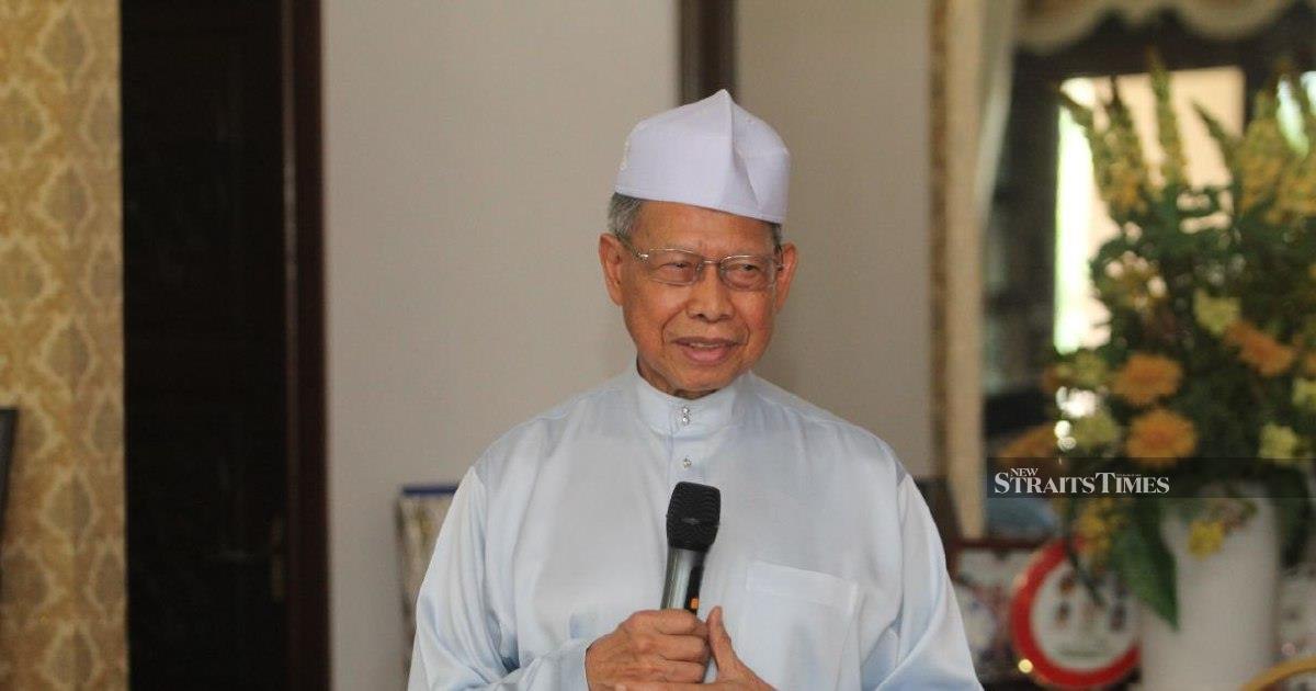'I can't even walk steadily': Tok Pa rules out contesting in GE16