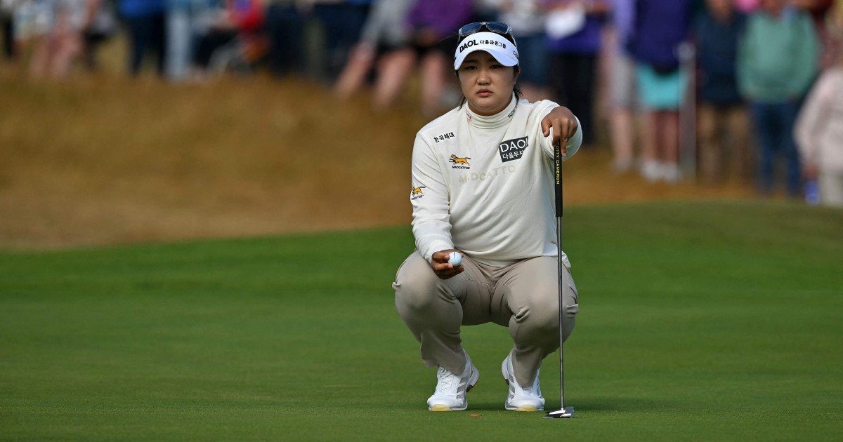 Hae Ran sets pace with sizzling 66