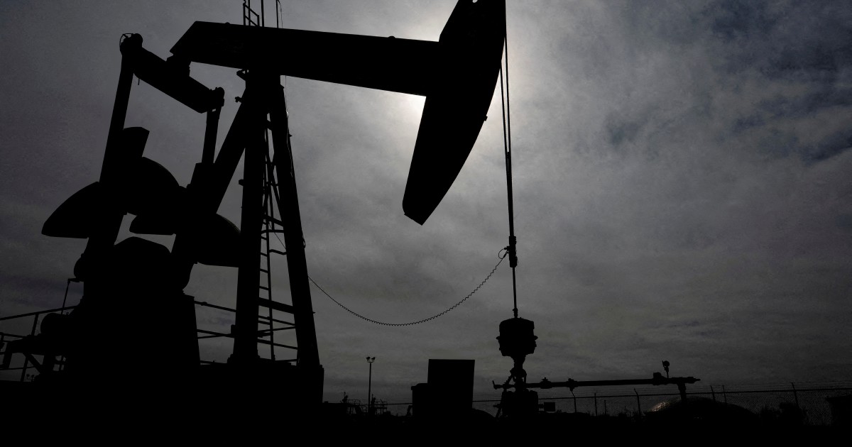 Oil prices slip as tankers continue to ply Middle East conflict zones