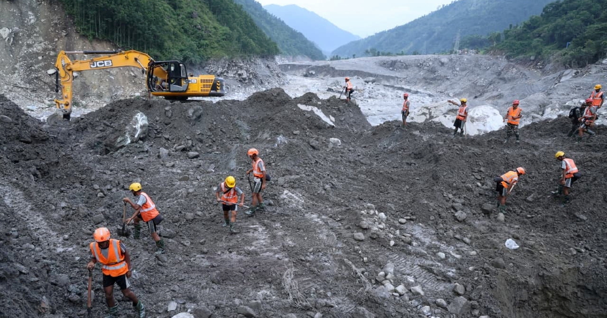Families, friends cling to hope for three Malaysian climbers missing in Nepal