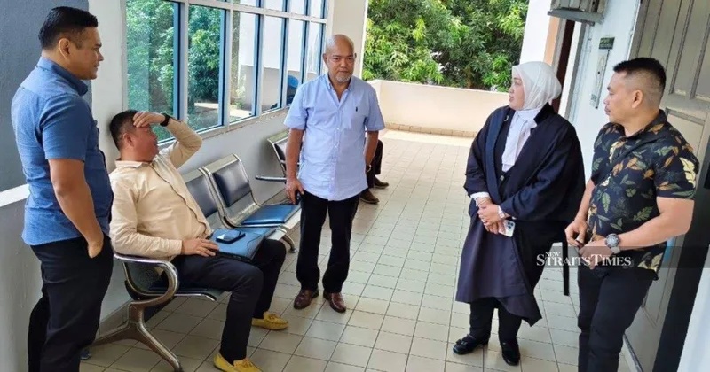 RM190mil suit: Ex-ESSCOM officer breaks down recalling family's financial struggles