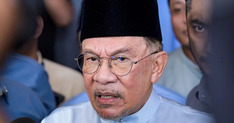 Anwar calls for stronger action against school bullying