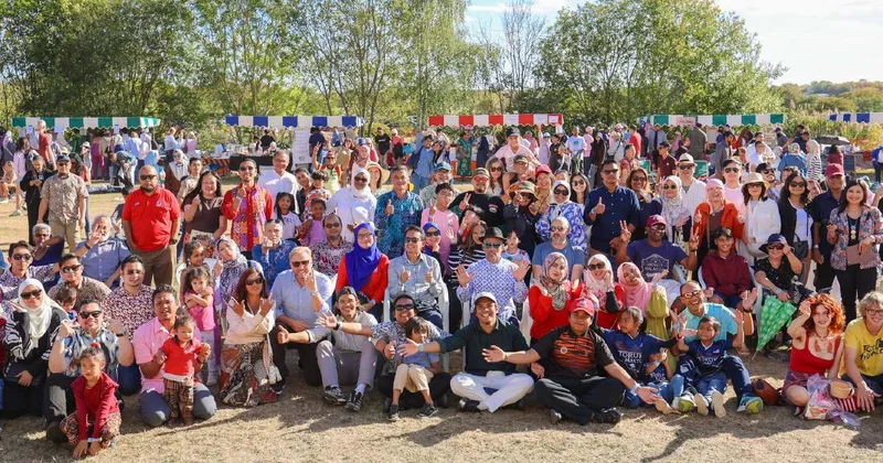 Over 3,000 celebrate Malaysia's colours, flavours & heritage at Malaysia Carnival in UK
