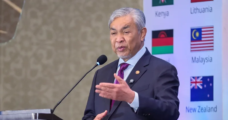 カイリ氏、ザヒド氏「首相待ち」発言の趣旨を説明