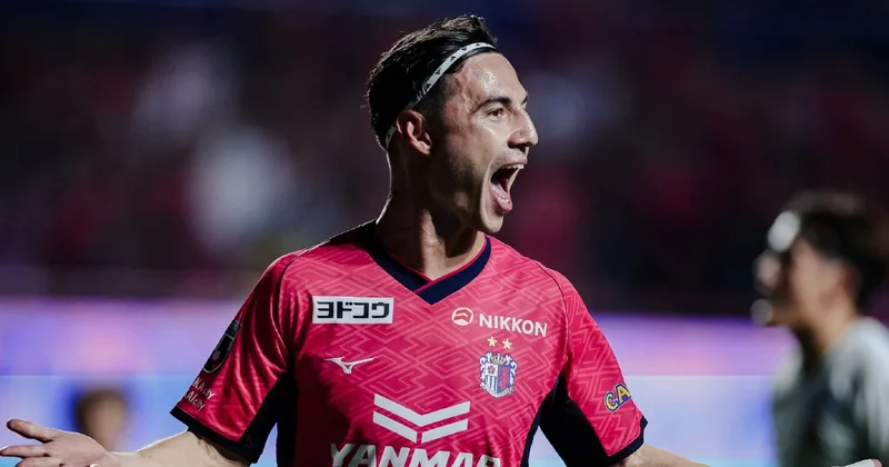 クールス選手、ドルトムント移籍噂を否定