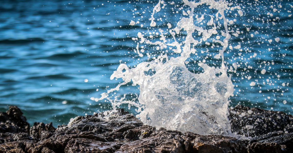 Govt eyes seawater desalination to support industry needs