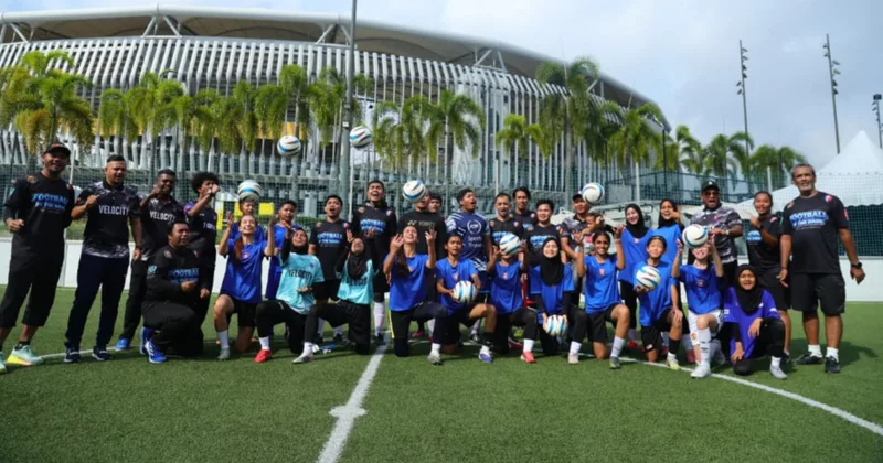 VelocityFC、ブラインドサッカー選手とトレーニングで新たな視点得る