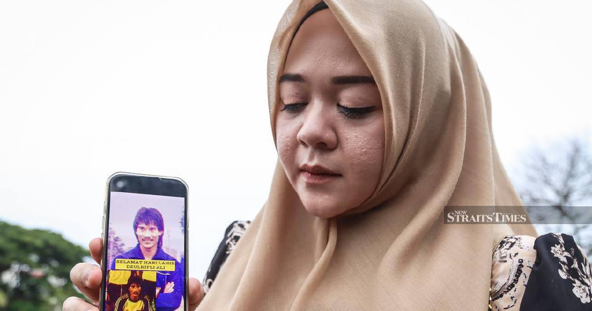 Football legend Dzulkefli Ali dies of heart, intestinal complications