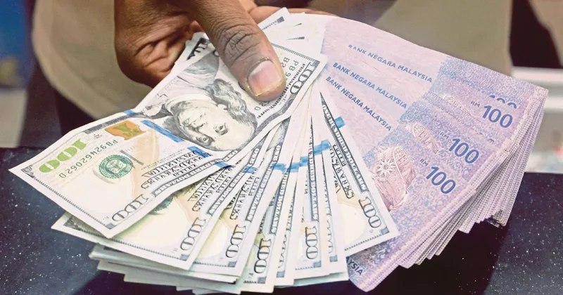 リンギット地域通貨上昇、ドルは横ばい