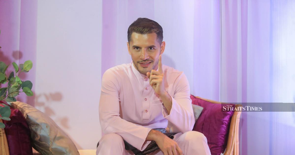 #SHOWBIZ: Aliff Syukri says National Day parade appearance wasn't about money